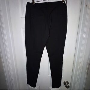 DKNY Black Pull Up Dress Pants. Office. Casual. Dressy. Comfortable. Size 6. EUC